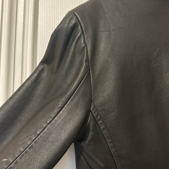 SOLD - AM STUDIO LAMB LEATHER COAT SIZE SMALL/X-SMALL - Picture 2 of 9